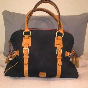 Dooney & Bourke shoulder bag.